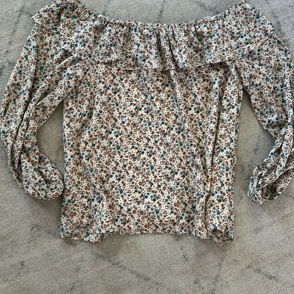 Pink lily top